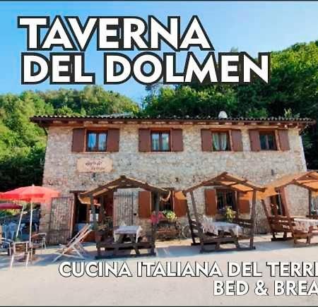 Taverna Del Dolmen Millesimo Eksteriør bilde